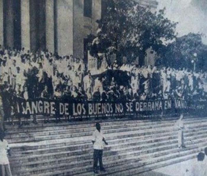 30 000 cubanos se movilizaron para despedir al primer mártir universitario Rubén Batista