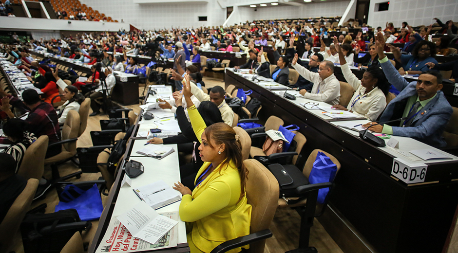 Establecen receso laboral con pago de salario los días 3 y 4 de enero