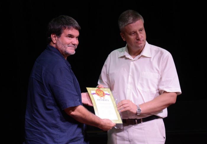 Reconocen En La Habana Labor De Bibliotecarios Cubanos En Su Día