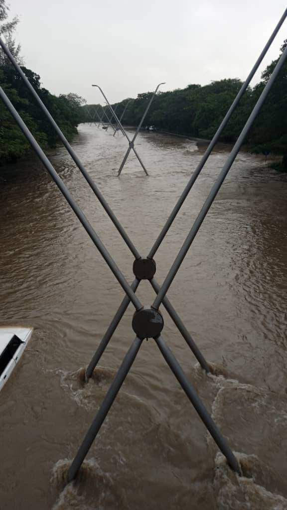 Fuertes lluvias provocan inundaciones en La Habana