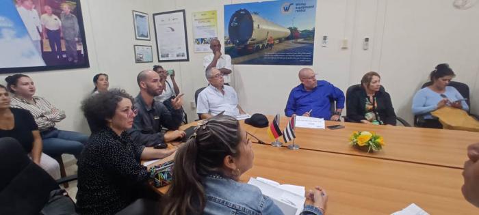 Constatan autoridades de La Habana quehacer productivo en la capital